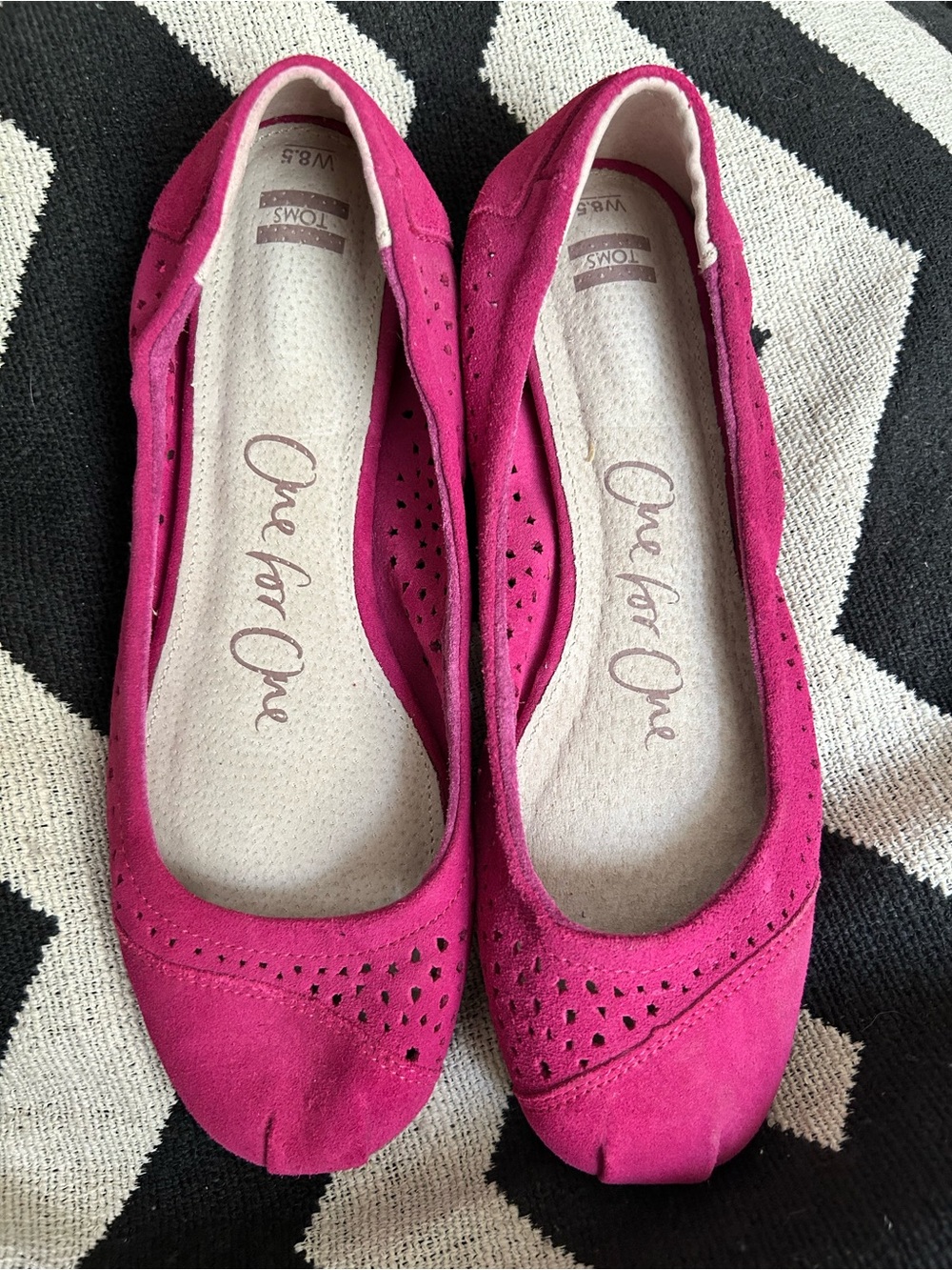 Toms Women's Fuchsia Suede Ballet Flats